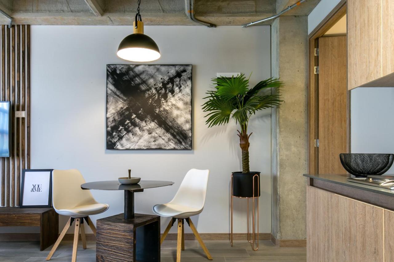 Factory Lofts Hotel 메딜린 외부 사진
