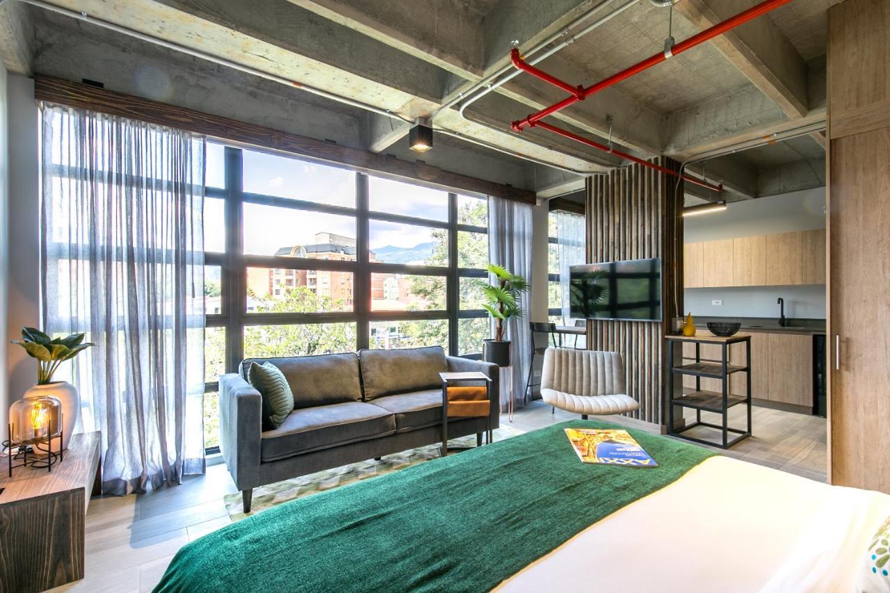 Factory Lofts Hotel 메딜린 외부 사진