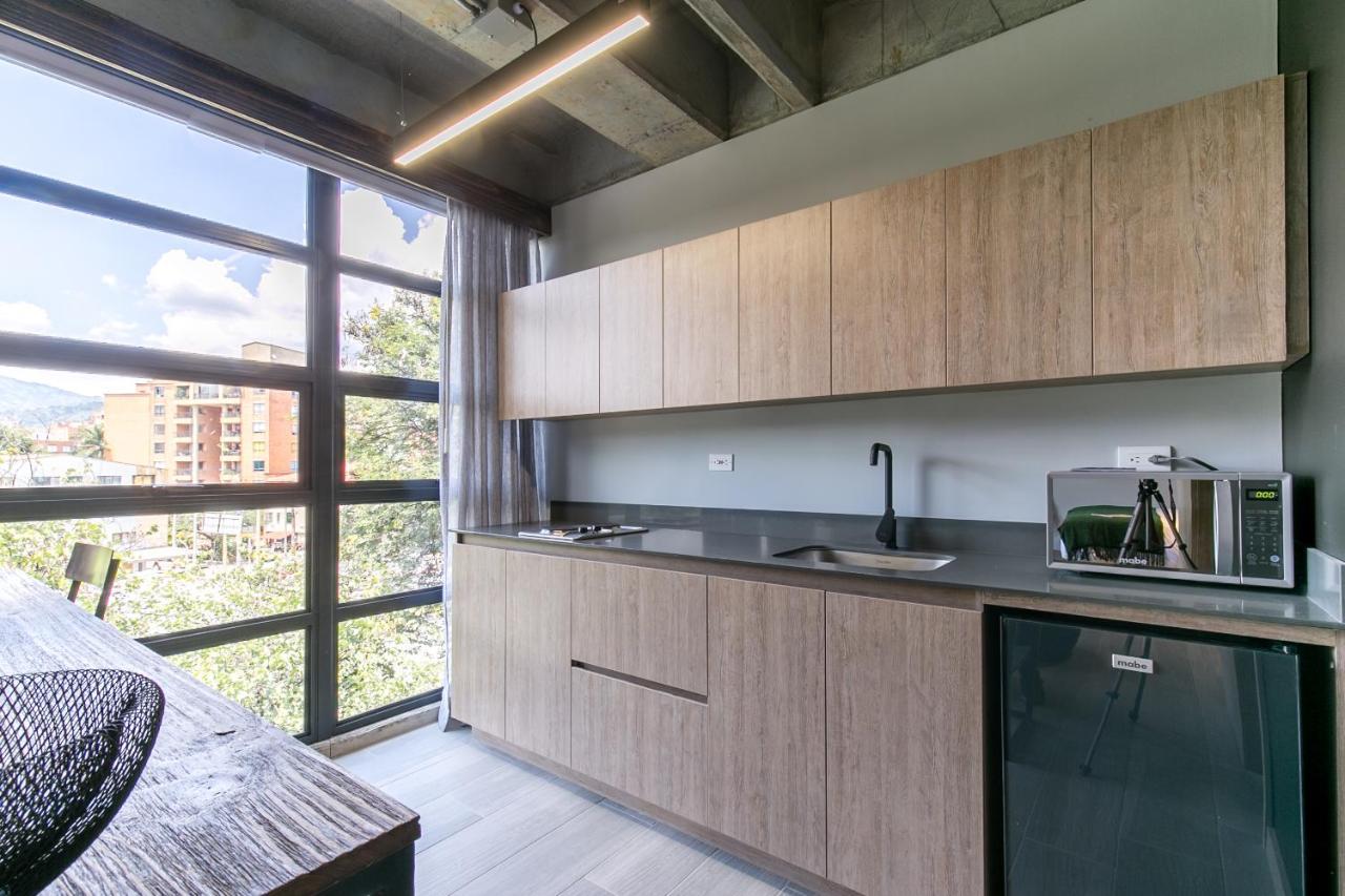 Factory Lofts Hotel 메딜린 외부 사진