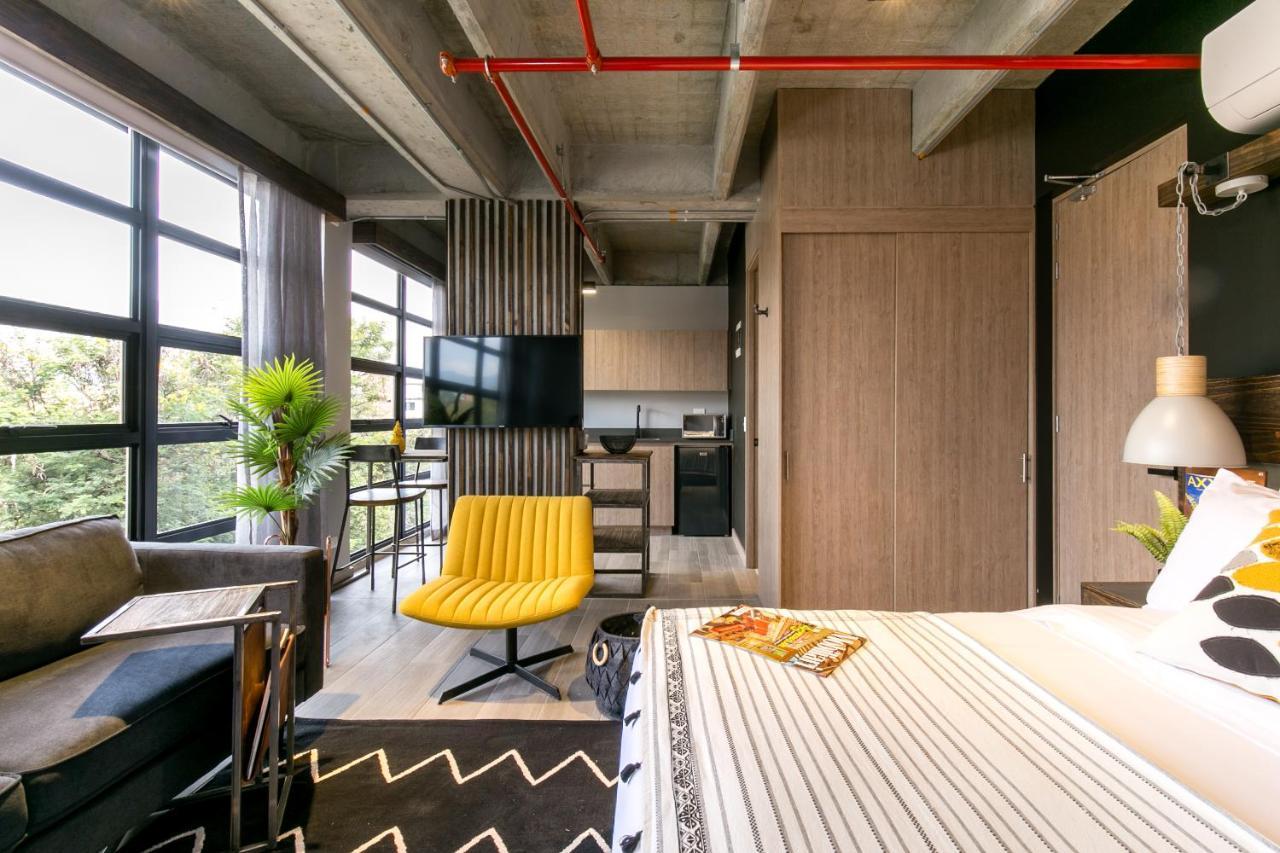 Factory Lofts Hotel 메딜린 외부 사진