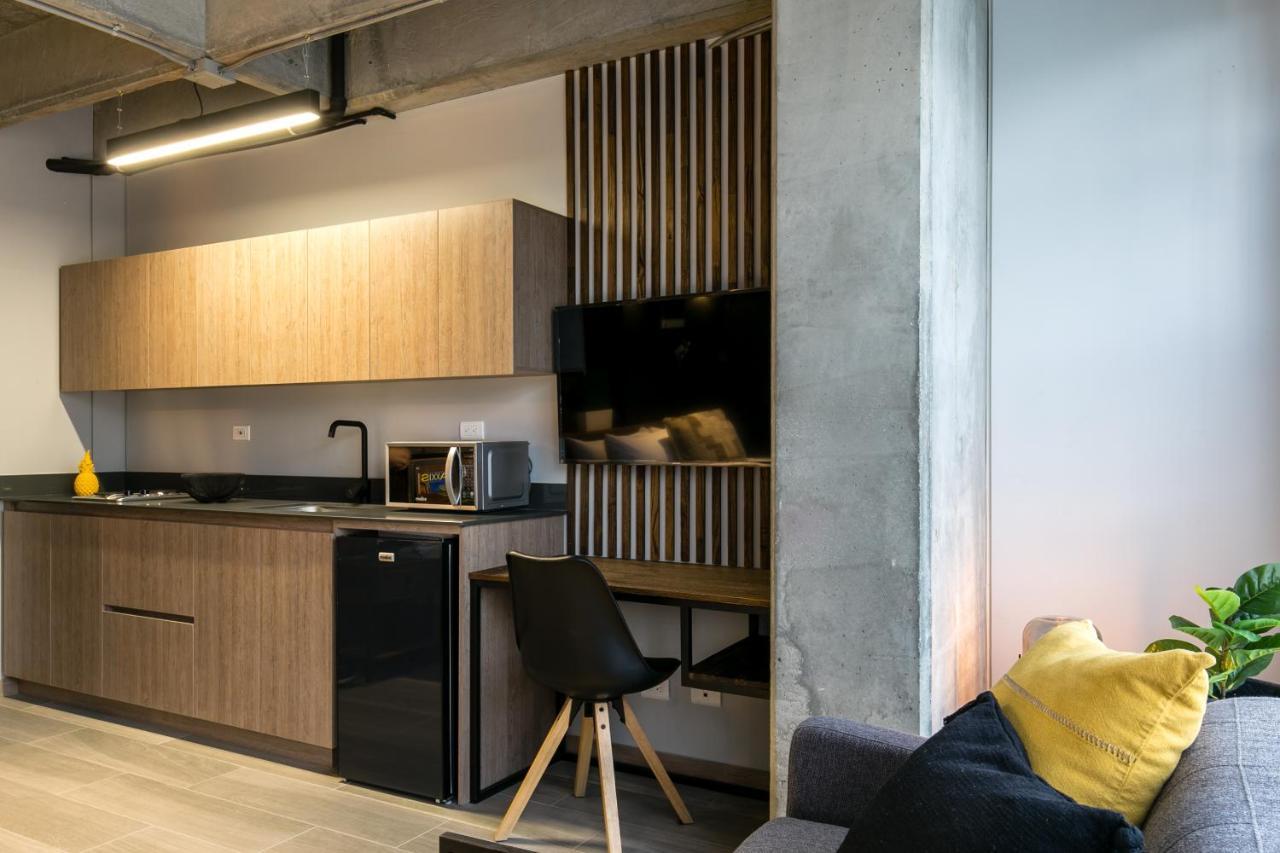 Factory Lofts Hotel 메딜린 외부 사진