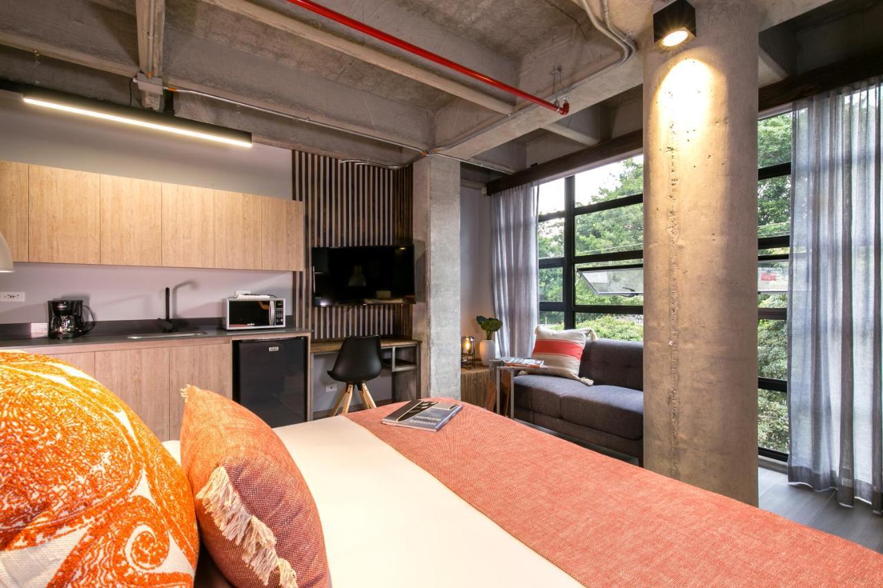 Factory Lofts Hotel 메딜린 외부 사진